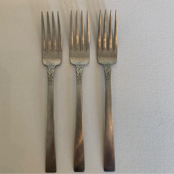 Oneida Other - Oneida WM Dalton BROOKWOOD Stainless Steel Flatware Fork Set Lot of 3 Forks 7.25